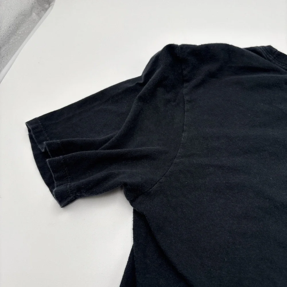 The Nike Tshirt Women's Size Small Raised Log On Front Athletic‎ Cut 100% Cotton